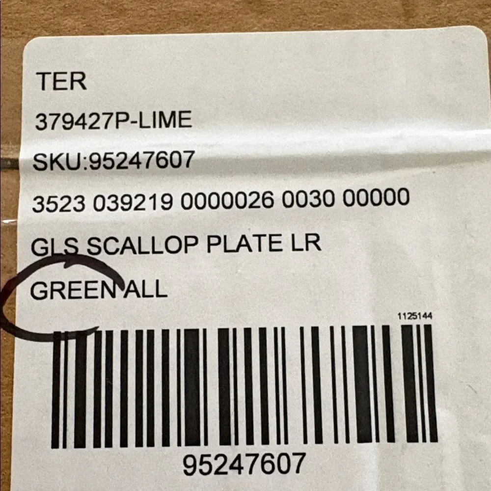 NIB Anthropologie Terrain Glass Scallop Plate, Large (set of four available!)